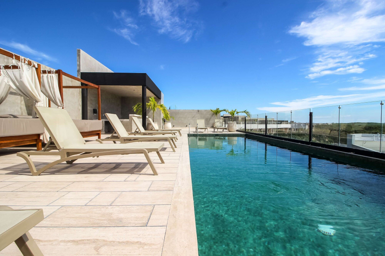 Room 2, Couple s Retreat in Prime Location Rooftop Pool, Cozumel