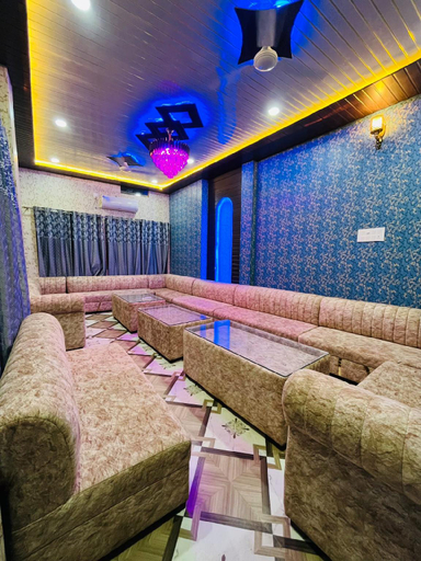 Public Area, Hotel Rajveer Inn, Varanasi