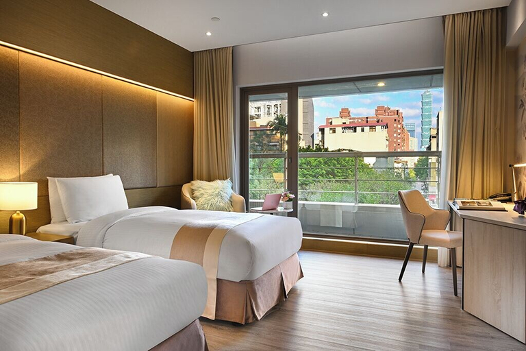Bedroom 2, Park Taipei Hotel, Taipei City