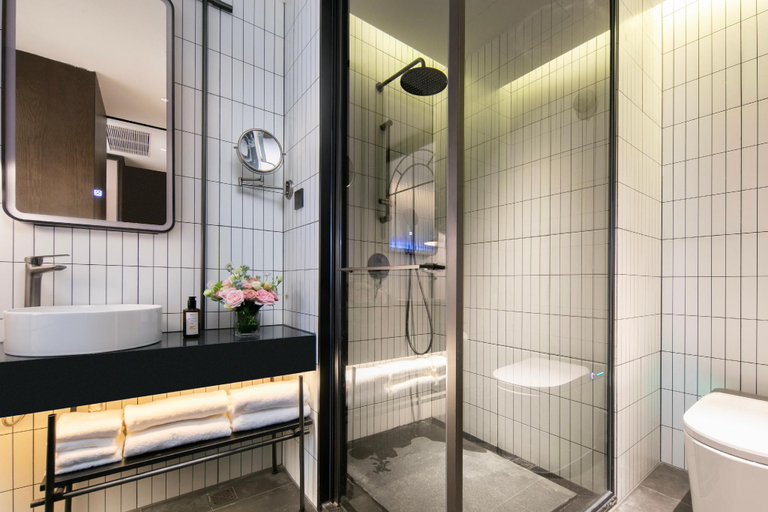 Bathroom 4, Madison Hotel Wuhan Jianghan Road Pedestrian st, Wuhan