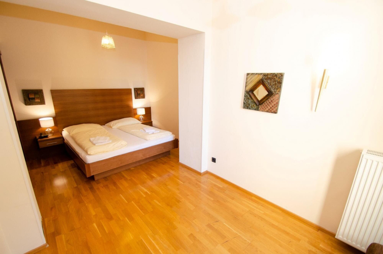 Room 2, Post Residence Apartments 4B 150m From ski Lift, Zell am See