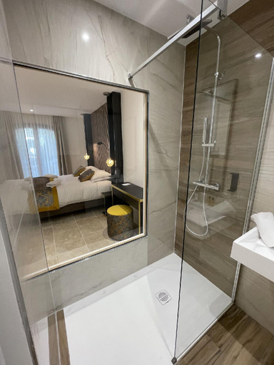 Bathroom 4, Hotel San Pedro, Var