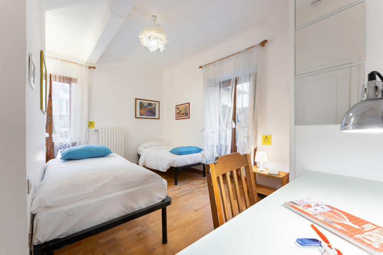 Bedroom 2, Via del Corso Apartment, Florence