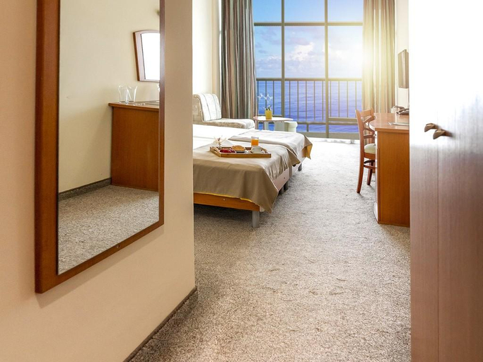 Bedroom 3, Palm Beach Hotel, Varna