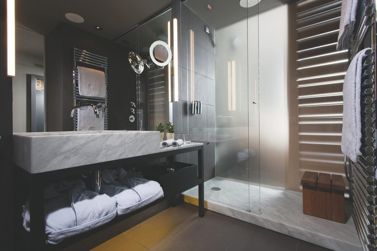 Bathroom 5, Parc Hotel Billia, Aosta