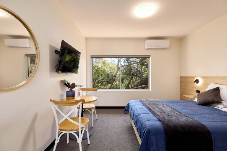 Bedroom 2, Inala Hotel, Inala