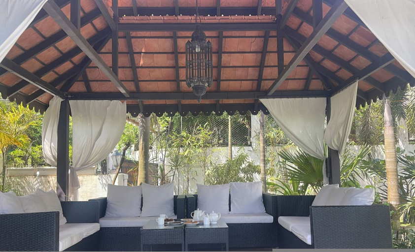 Room 3, Villa One - Pvt Pool Outdoor Deck North Goa, North Goa