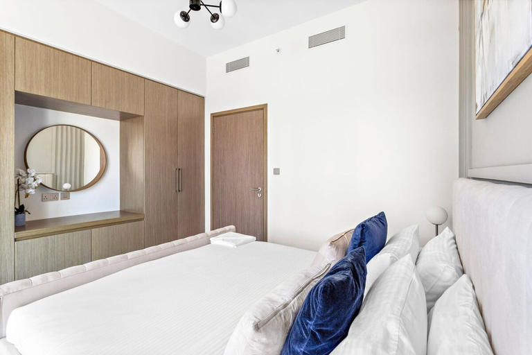 Bedroom 5, Silkhaus Premium Pad in Burj Royale Elegant, Dubai