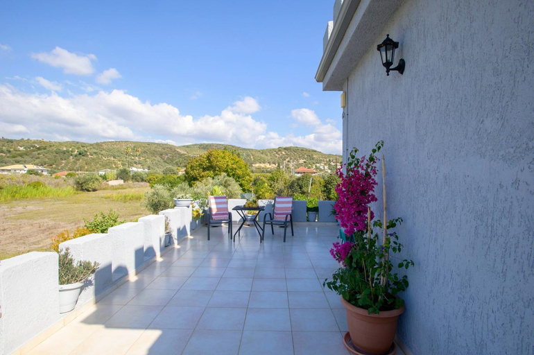 Others 5, La Vatura, Peloponnese