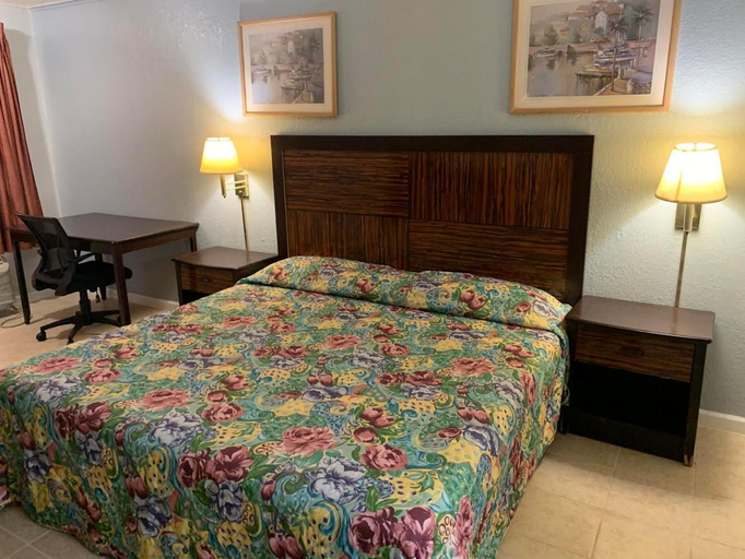 Bedroom 4, Executive Inn Mercedes Weslaco, Hidalgo