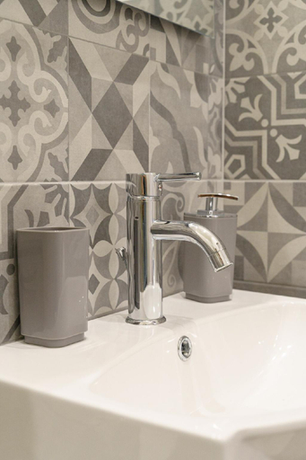 Bathroom 3, Al Palazzetto - La Norma, Catania