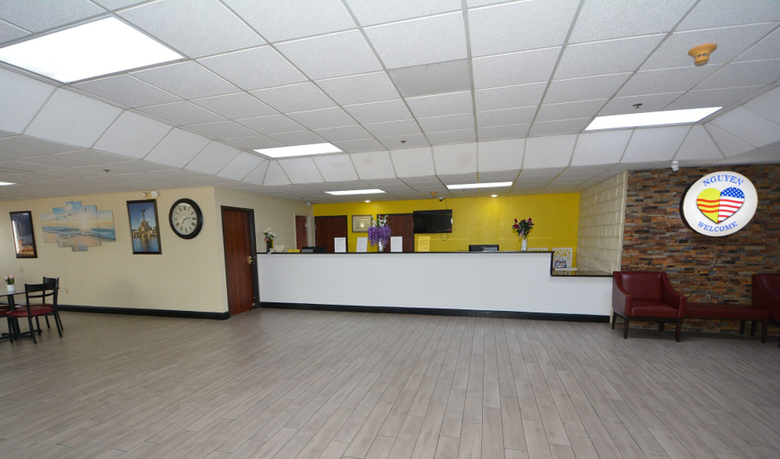 Reception 4, Golden Hotel and Conference Centre, Sedgwick
