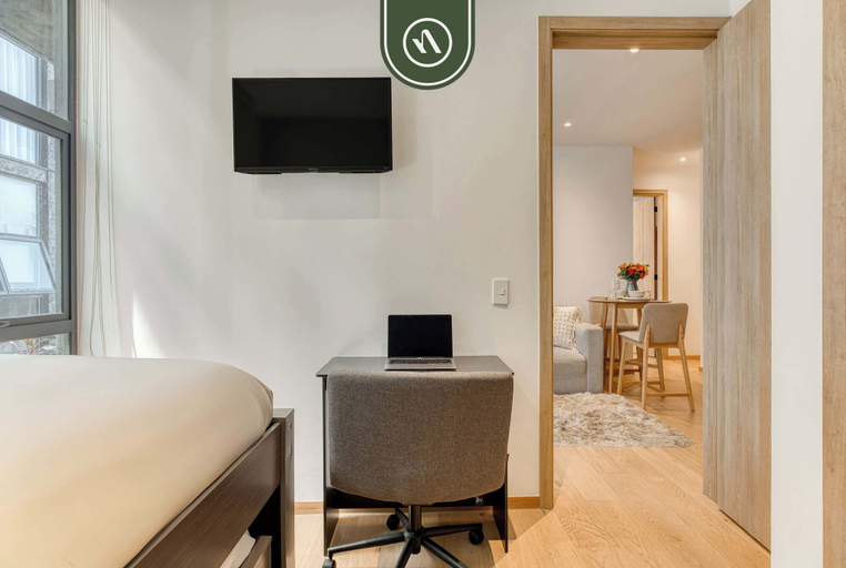 Room 2, Unicoroma Tmaple 302, Mexico City