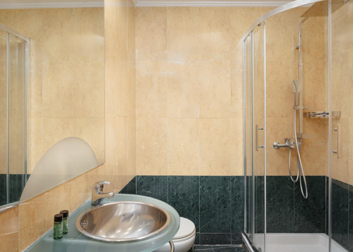 Bathroom 4, Kreoli Hotel, Attica