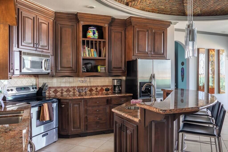 Room 4, Luxury Beachfront Condo on Sandy Beach, Puerto Peñasco