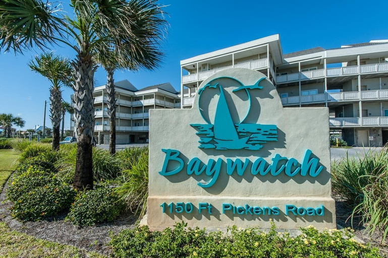 Exterior & Views 2, Baywatch C8, Escambia