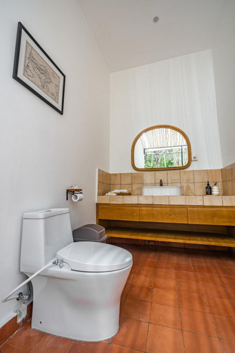 Bathroom 2, Villa Bhoemi Nusa Penida, Klungkung