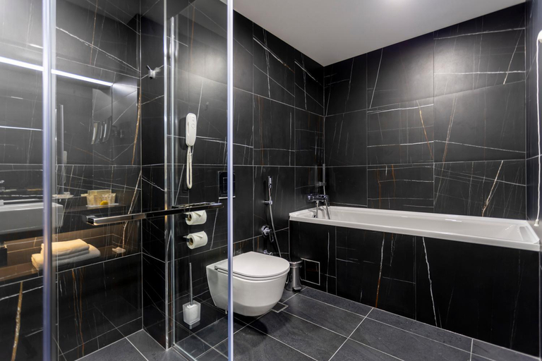 Bathroom 3, Hotel Bulgaria Burgas, Burgas