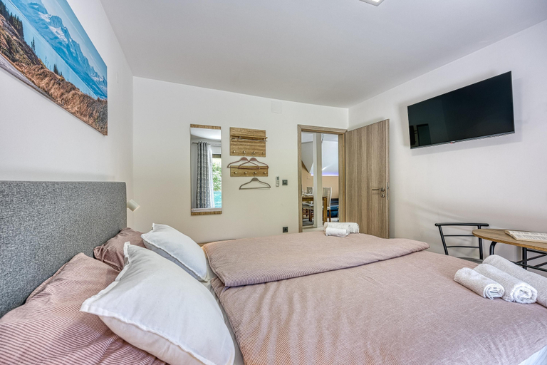 Bedroom 4, Urban Oasis With Terrace And Parking, Zagreb