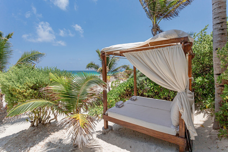 Room 2, Anana Casa Cantarena Beachfront Meals Included, Cozumel