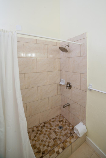 Bathroom 3, Sugar Bay Club