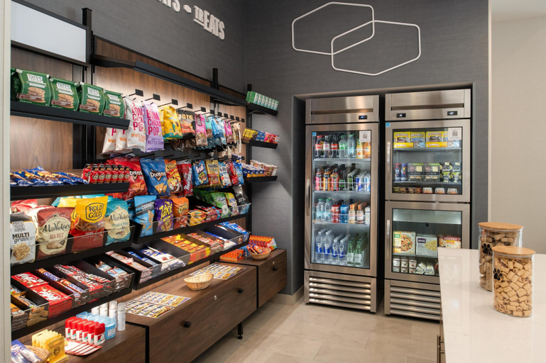 Food & Drinks 5, Hampton Inn by Hilton North Hollywood, Los Angeles