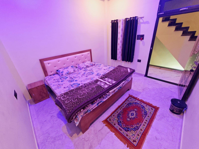 Bedroom 3, Krishna Guest House, Faizabad