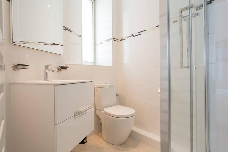 Bathroom 2, MARIOTT AREA: SUNNY 2 BEDS /2 BATHS, Alpes-Maritimes