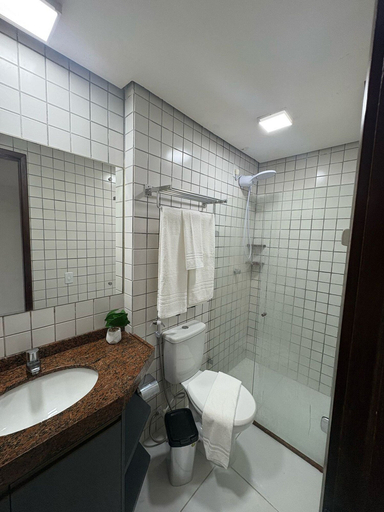 Bathroom, MoviHosts Ayambra, Natal
