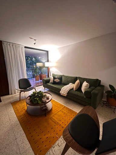 Room 5, 21 Wonderful Apartment Location Design Balcony AC, Del Centro