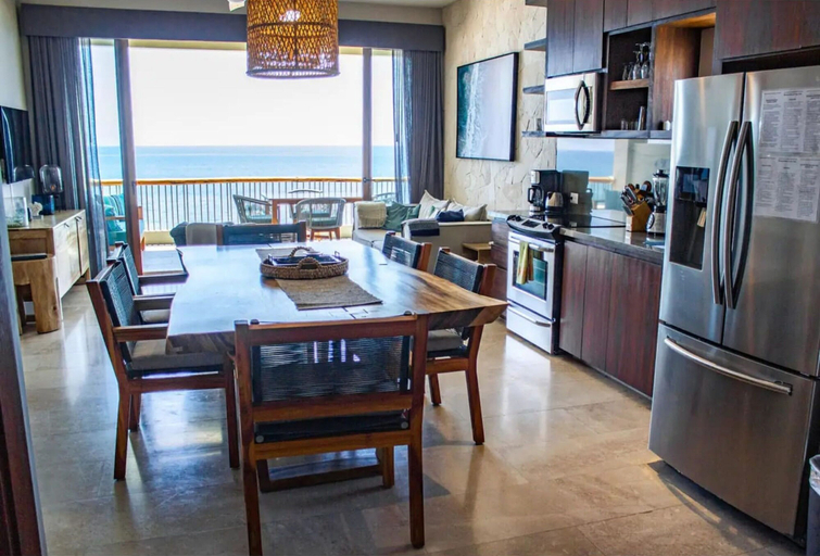 Room 5, 3BD Soleado Ocean Views Pool Resort Beach, La Paz