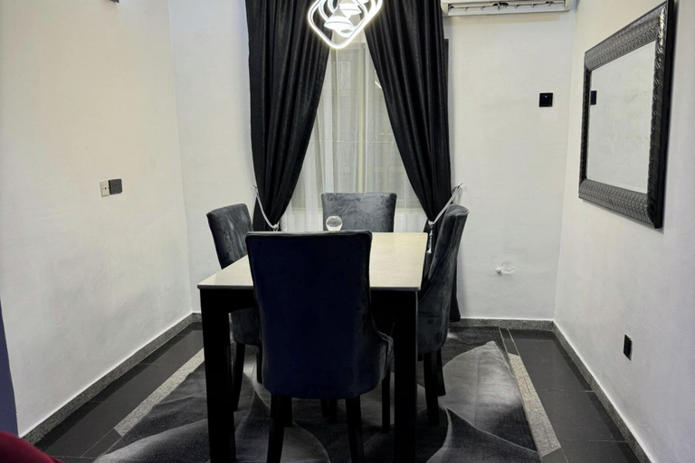 Dining, Luxe Lagos Retreat With 3 Bedrooms, Kosofe
