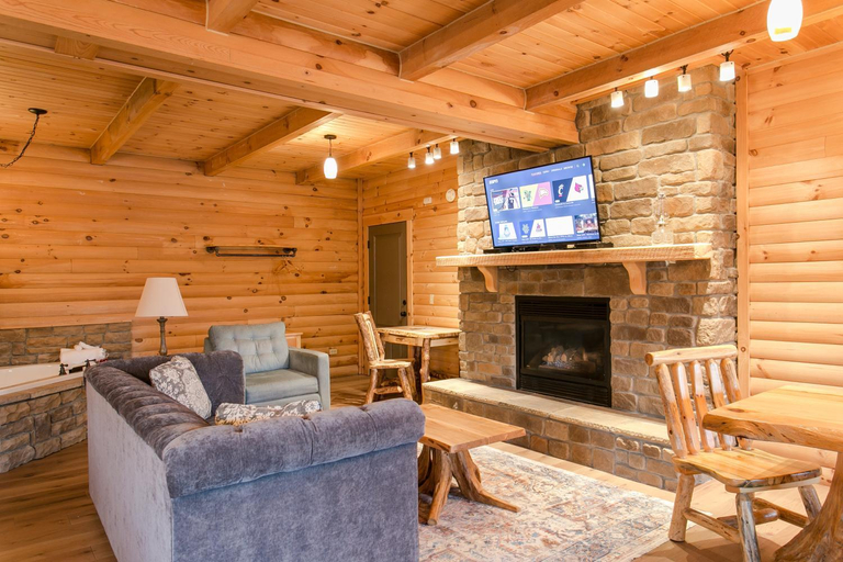 Others 3, Coblentz Country Lodge by Amish Country Lodging, Holmes