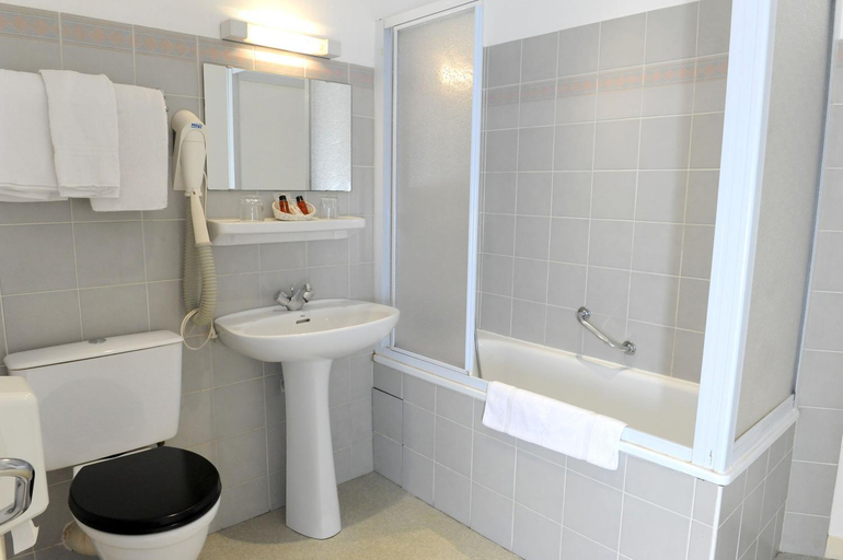 Bathroom 3, Relais Les Tilleuls, Pyrénées-Atlantiques