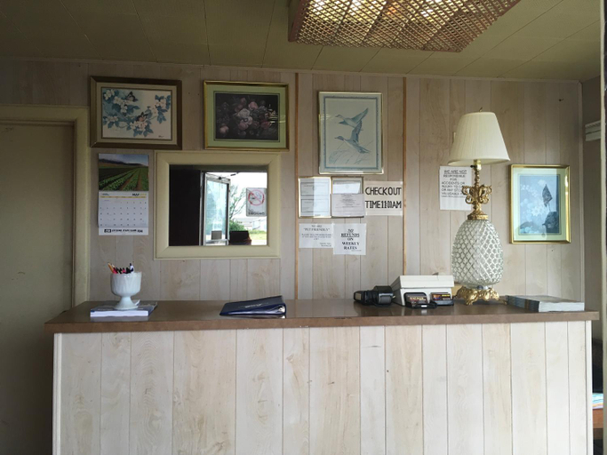 Public Area, Hagman Motel, Stevens