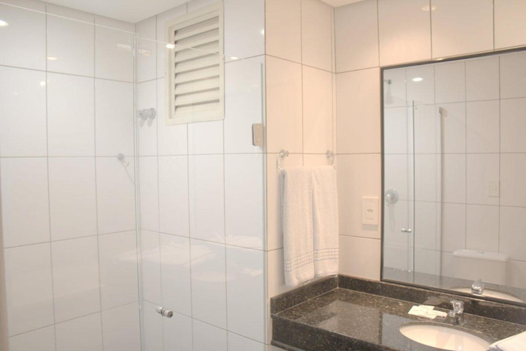 Bathroom 2, Presidente Hotel, São Borja