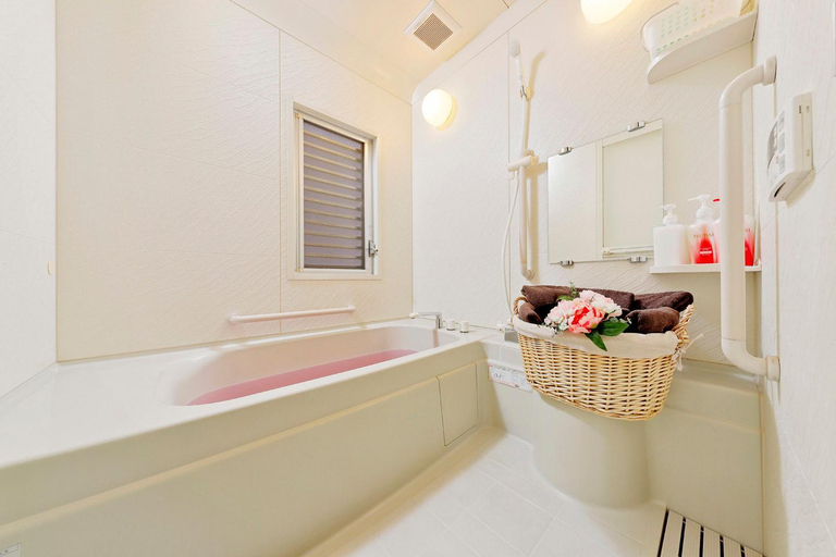 Bathroom 3, Recommended as a base for sightseeing in Tokyo., Setagaya