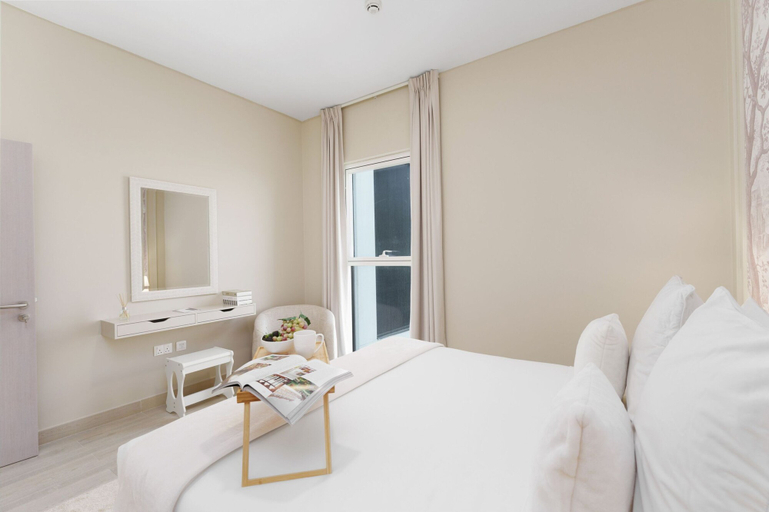 Room 3, Exquisite Living w Scenic Canal Vws on Yas Island, Yas Island