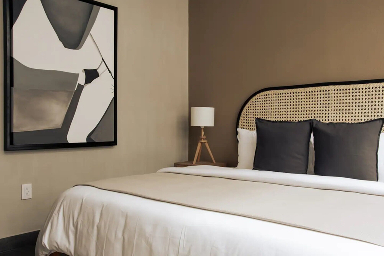 Room 2, Mineria Views Exclusive - 2 BD Apartment in Escandon, Mexico City