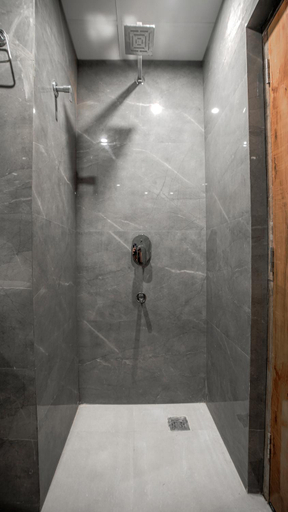 Bathroom 4, Perfectstayz premium Varanasi, Varanasi