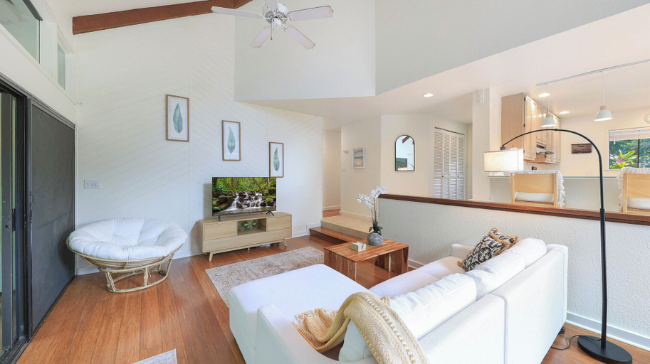 Room 5, Hale H Omaka in Princeville, Kauai