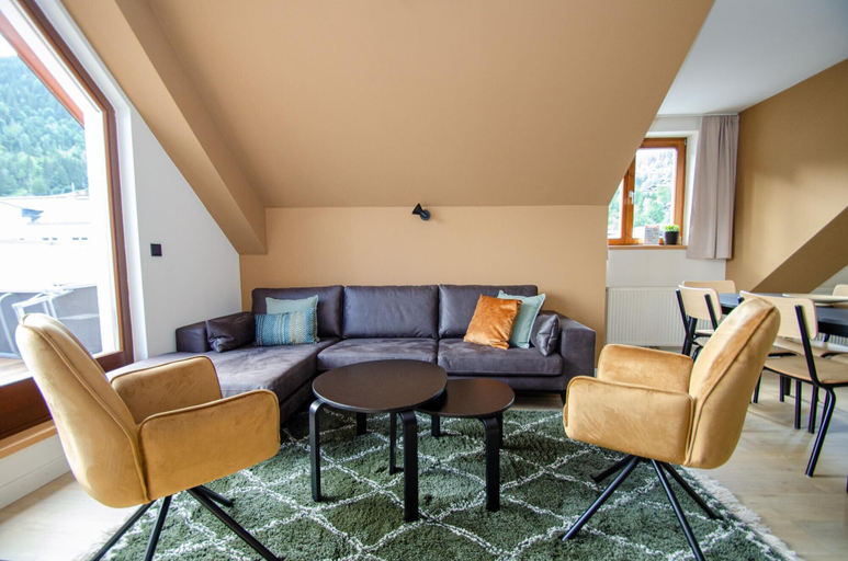 Room 5, Post Residence Apartments 12B Terrace Near Skilift, Zell am See
