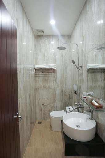 Bathroom, Khach san Sacly, Kon Tum