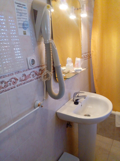 Bathroom, El Faisan C&R Hotel, Cádiz