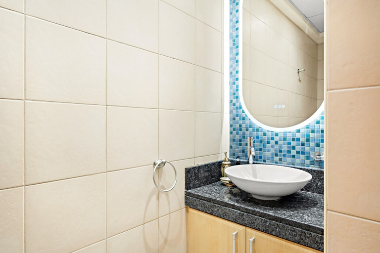 Room 3, Al Sultana - 107 1BD, Dubai