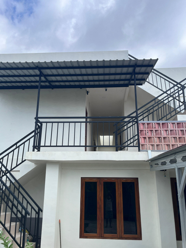 Exterior & Views, Tongkonan Homestay Labuan Bajo, West Manggarai