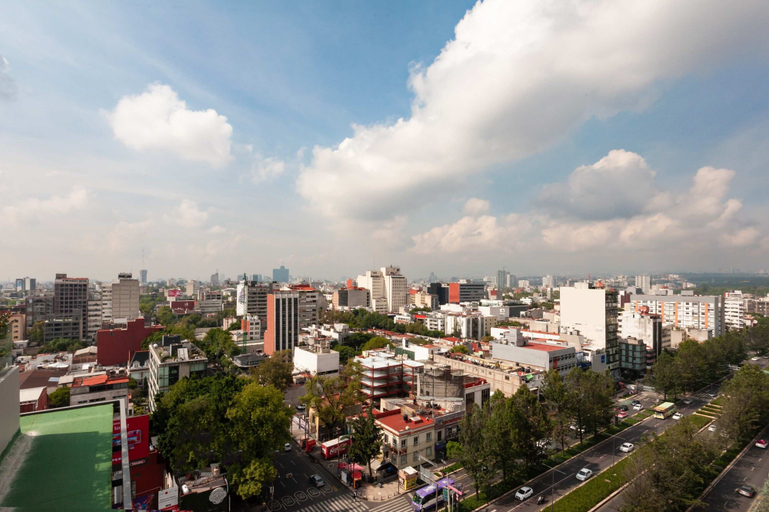 Room 3, w Impressive 2BR w Balcony in Cuauht moc, Mexico City