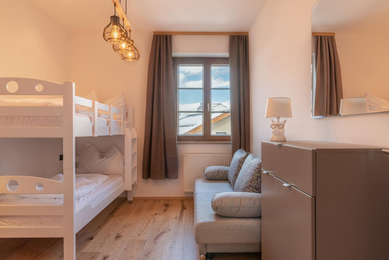 Room 4, Post Residence Apartments 8B Sauna Near ski Lift, Zell am See