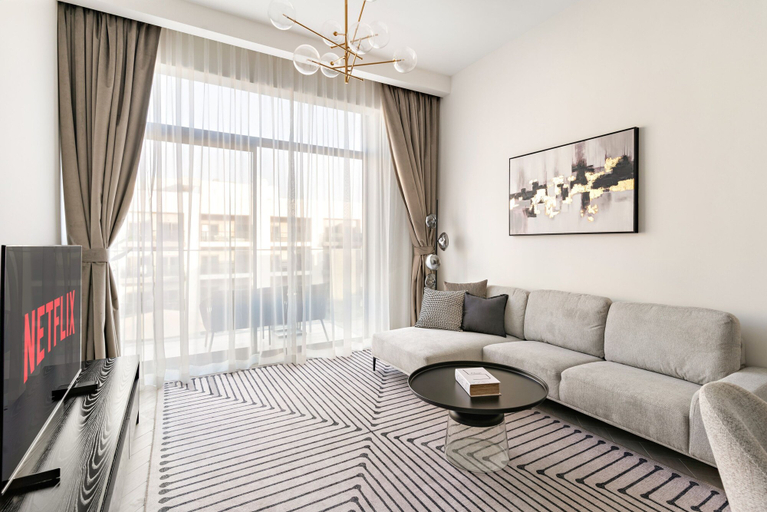 Room 3, Oxford Terraces 2 - 412 2BD, Dubai