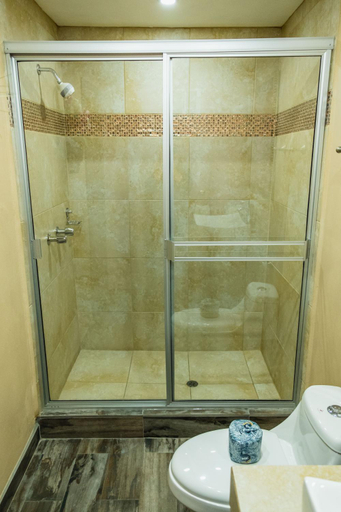 Bathroom 3, Hotel Revolucion, Tijuana